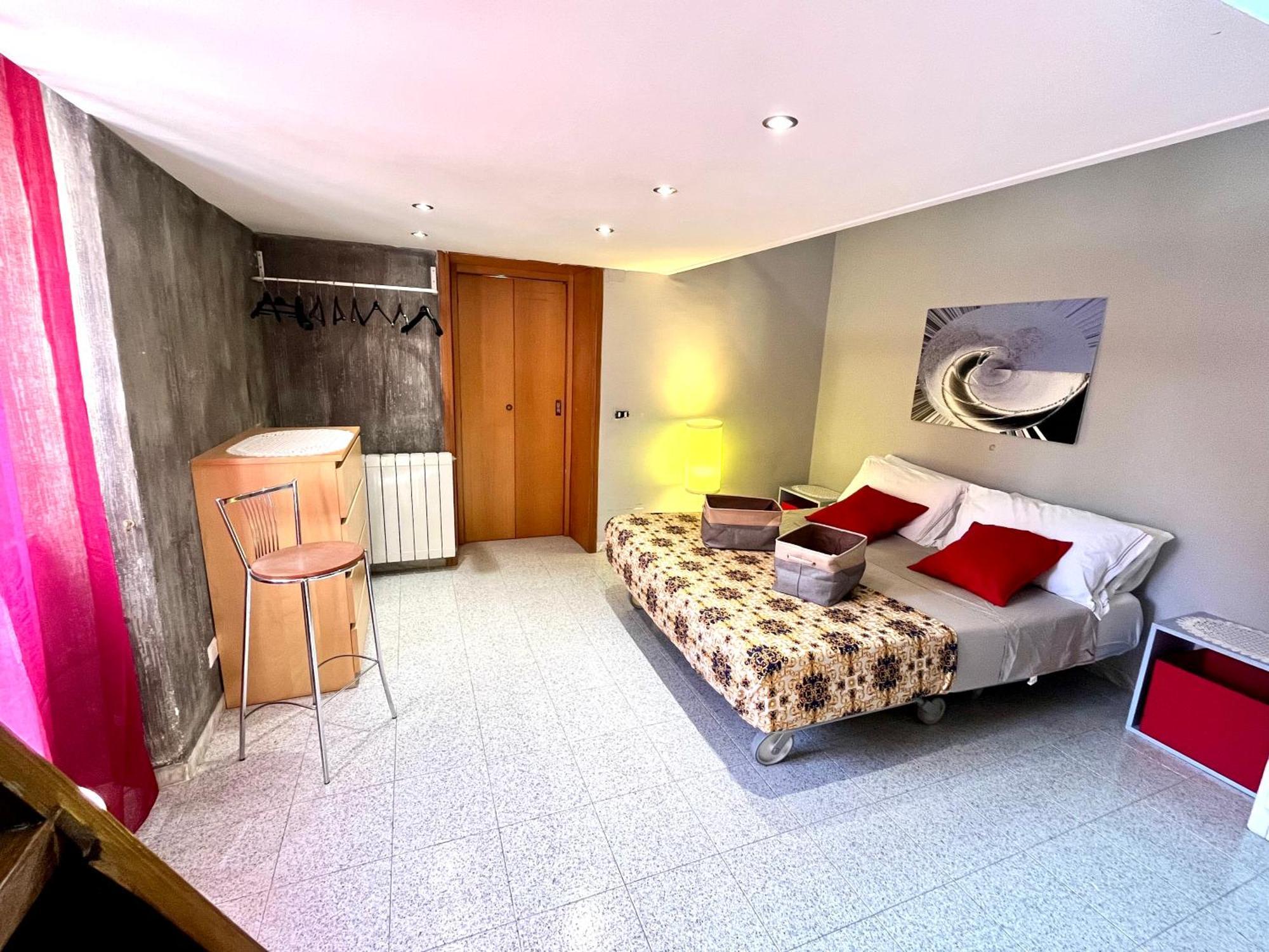 Romuhouse Economy Apartment Metro B Extérieur photo